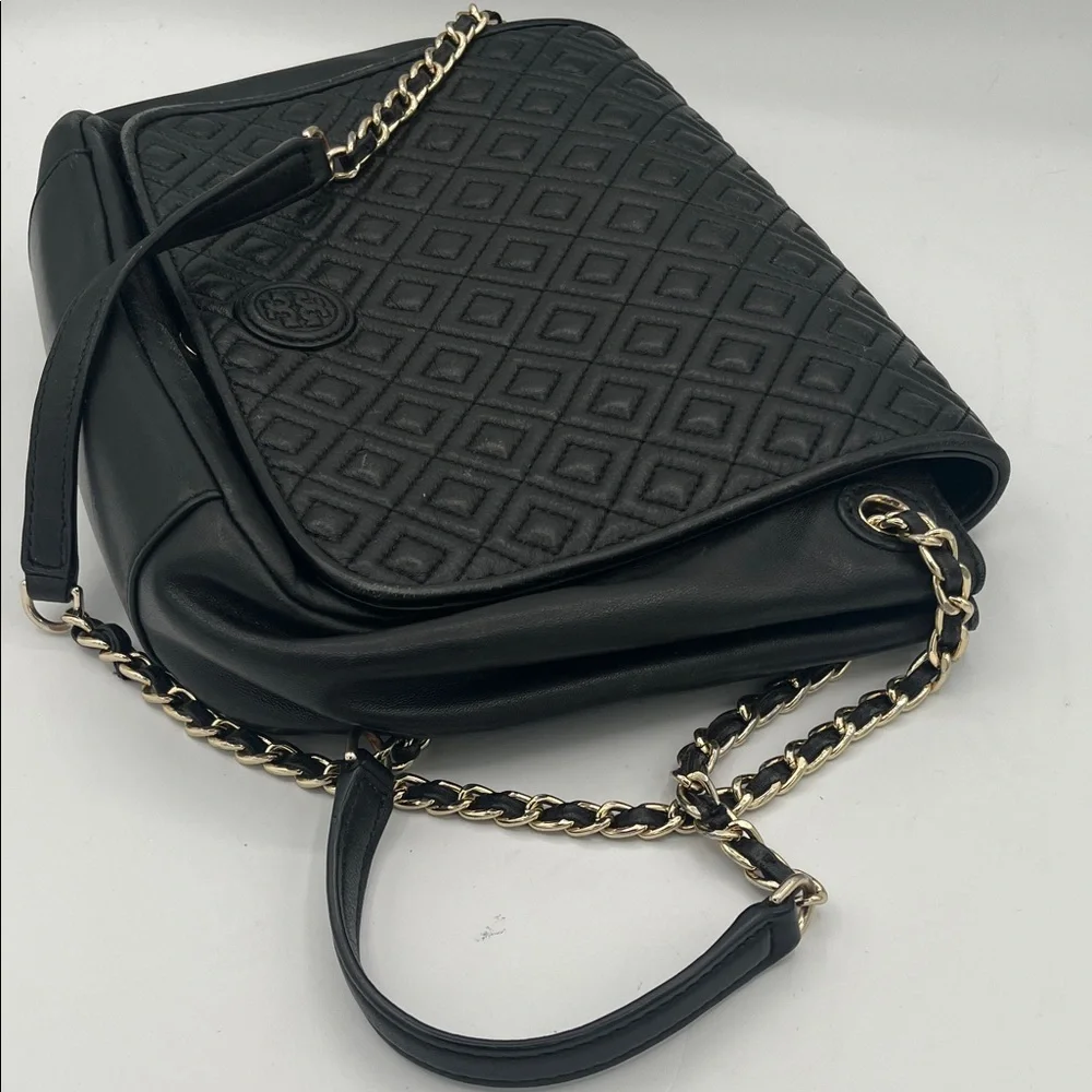 Tory Burch Black Quilted Shoulder Bag with Chain Strap - Picture 3 of 9